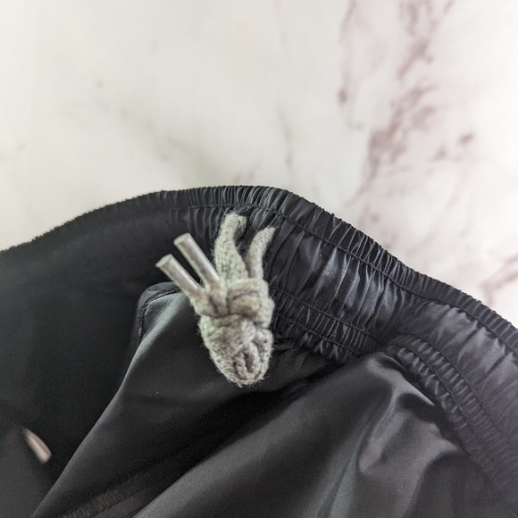 Vintage Nike Pant Women Medium Windbreaker Track Black Lightweight Shell 90s - Picture 9 of 13